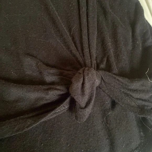 basic tank top - Picture 3 of 3